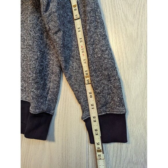 PINK by Victoria's Secret Gray Crewneck  Sequenced Snowflakes Winter XS - Picture 6 of 7